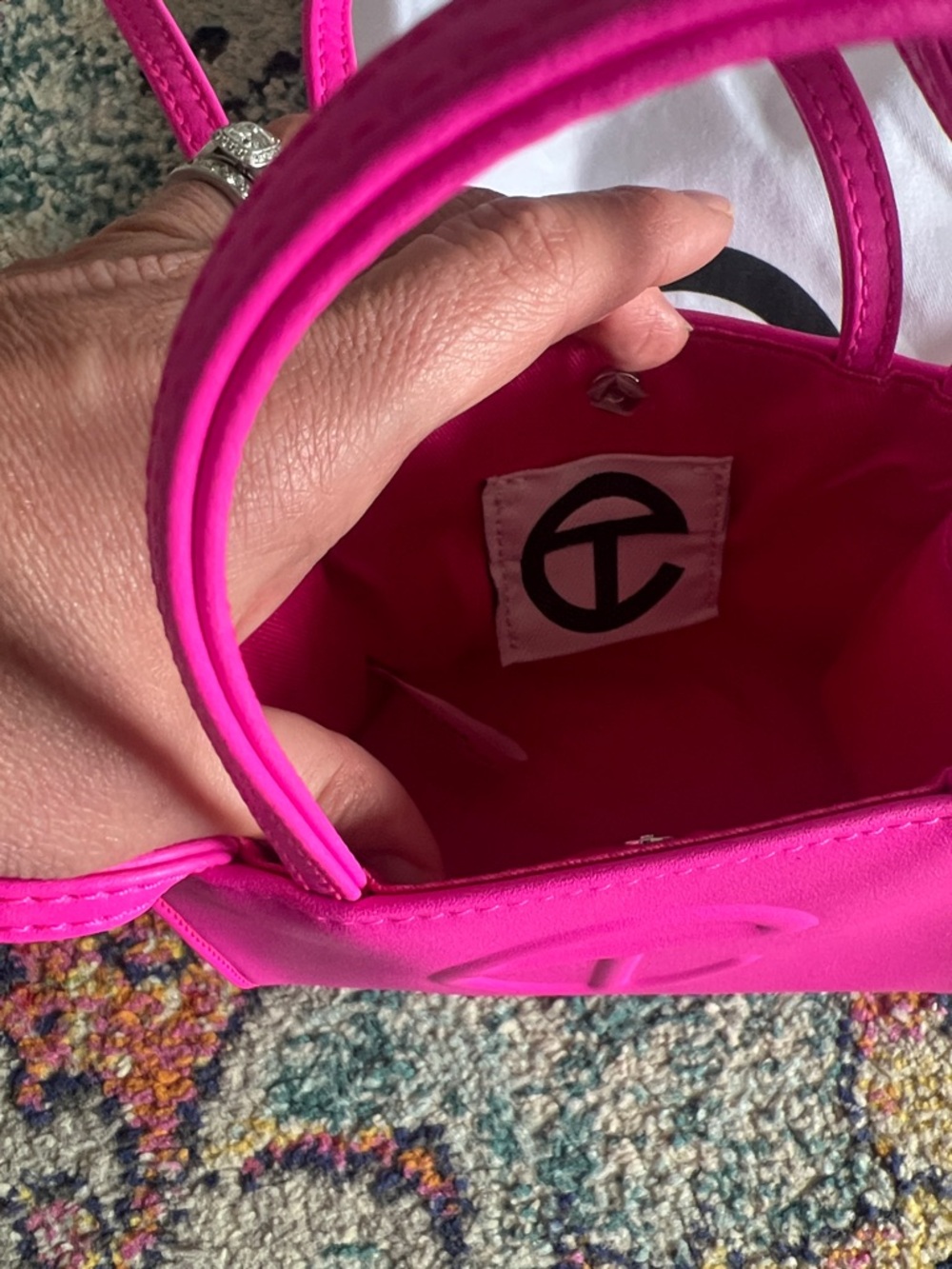 Telfar hot pink azalea bag - Picture 8 of 9